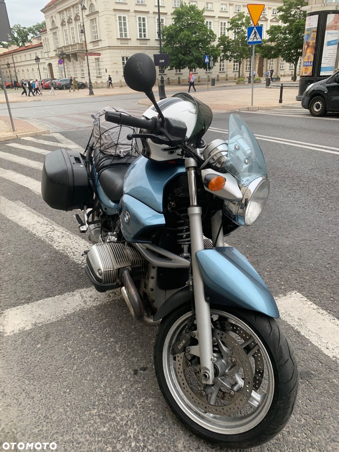 BMW R - 1