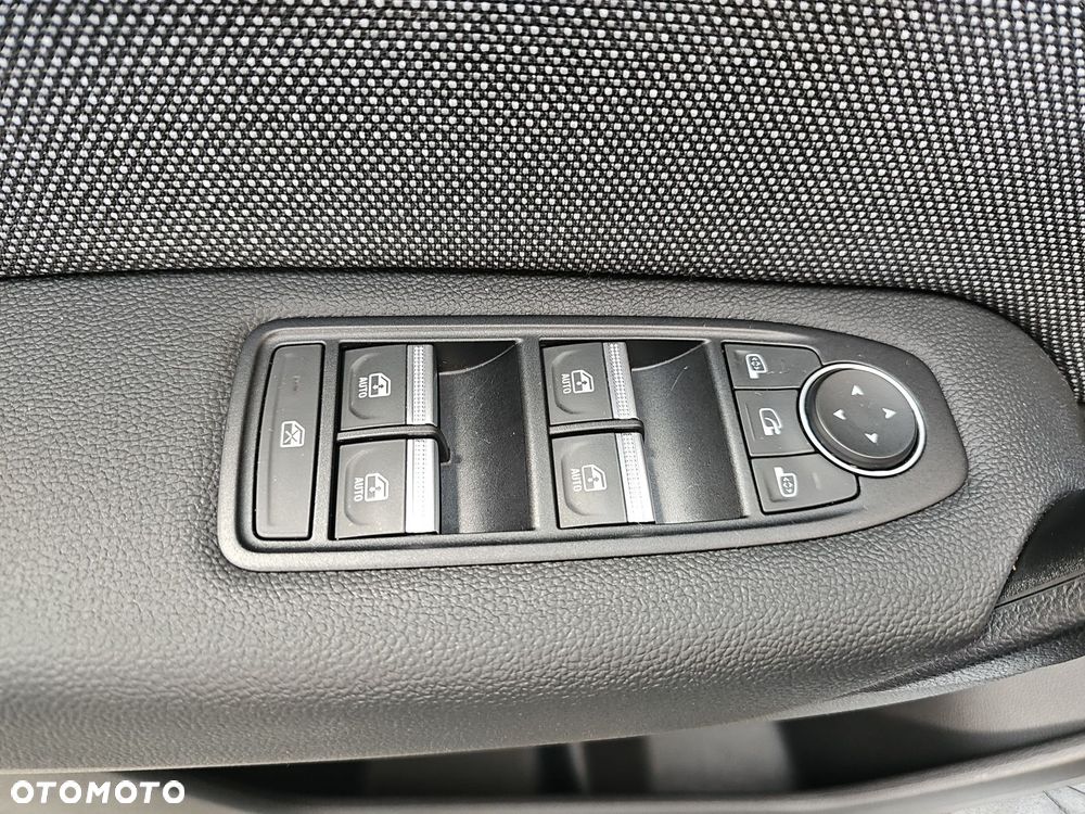 Renault Captur - 18