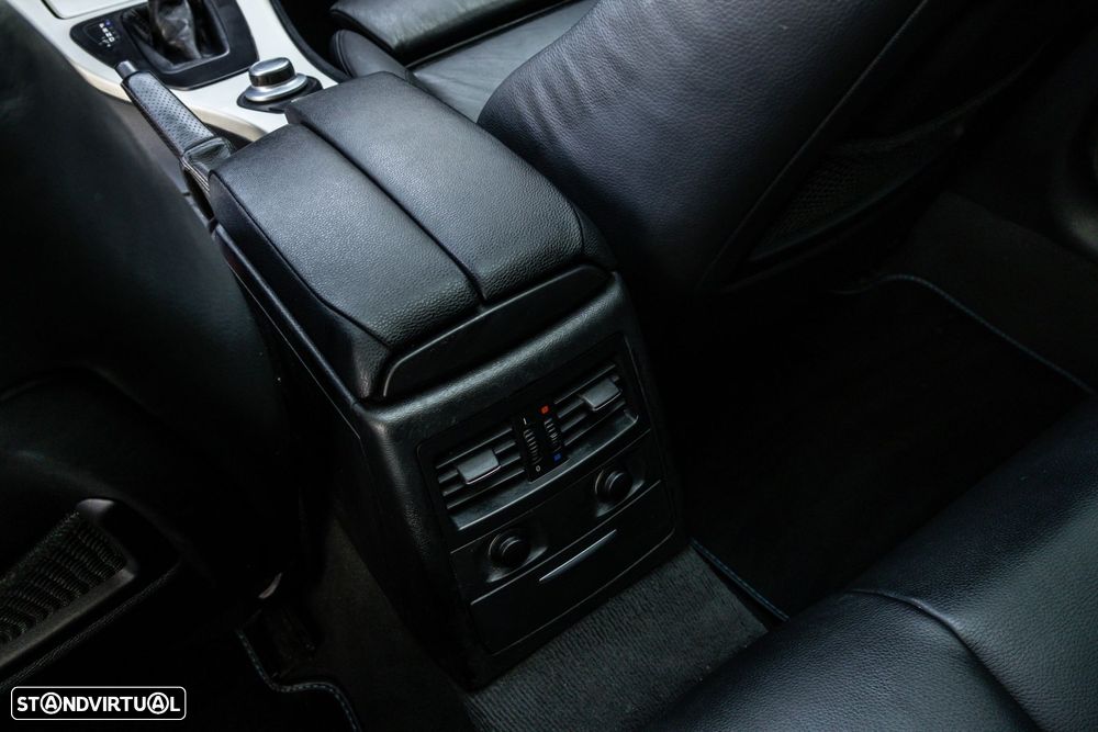 BMW 335 - 33