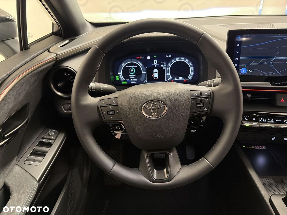 Toyota C-HR - 11