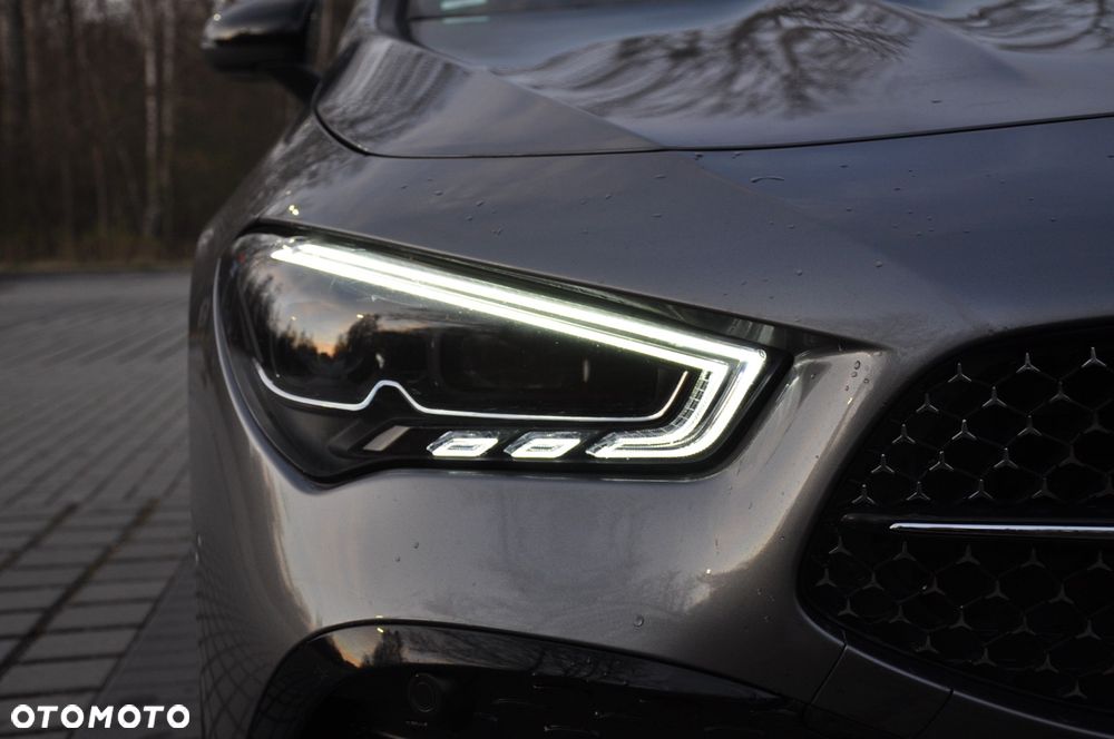 Mercedes-Benz CLA - 18
