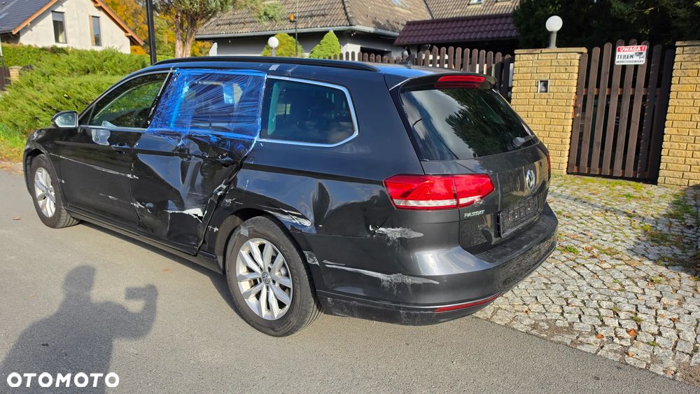 Volkswagen Passat Variant 2.0 TDI SCR BlueMotion Comfortline - 8