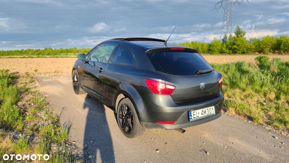 Seat Ibiza SC 1.6 16V Sport - 10