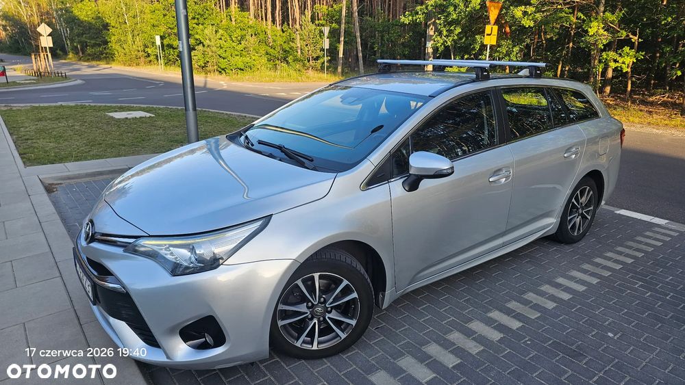 Toyota Avensis Touring Sports 1.6 D-4D - 5
