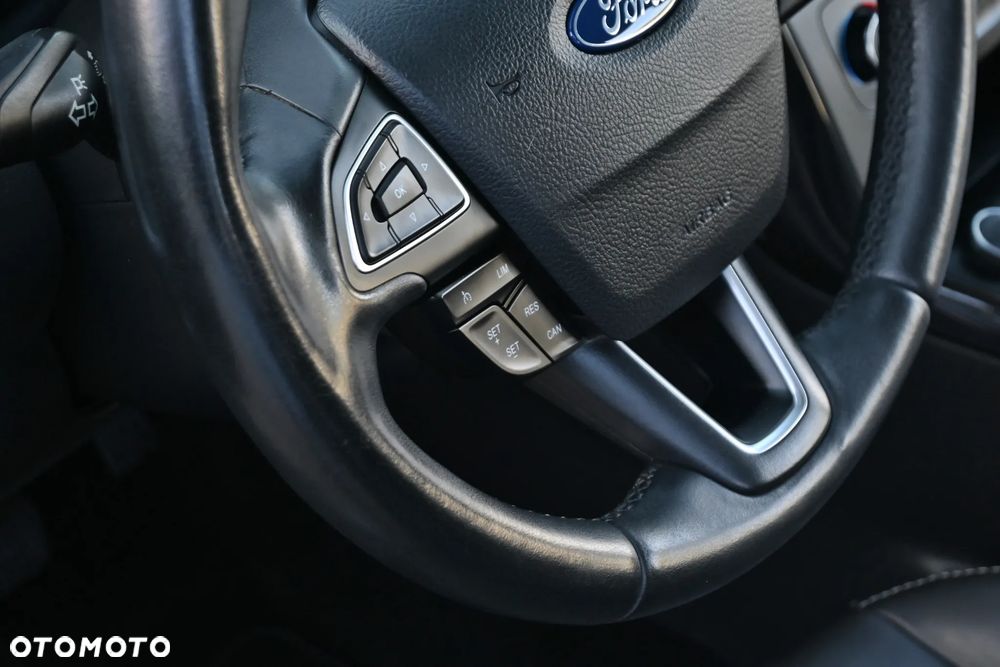 Ford Focus 1.5 EcoBoost Titanium - 31