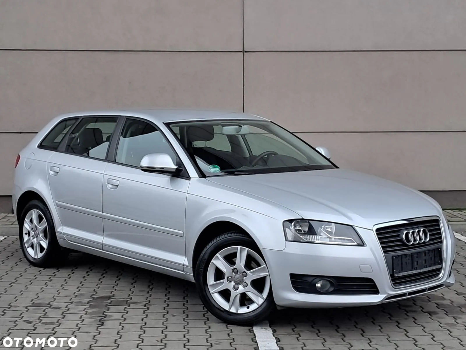 Audi A3 1.6 Attraction - 24