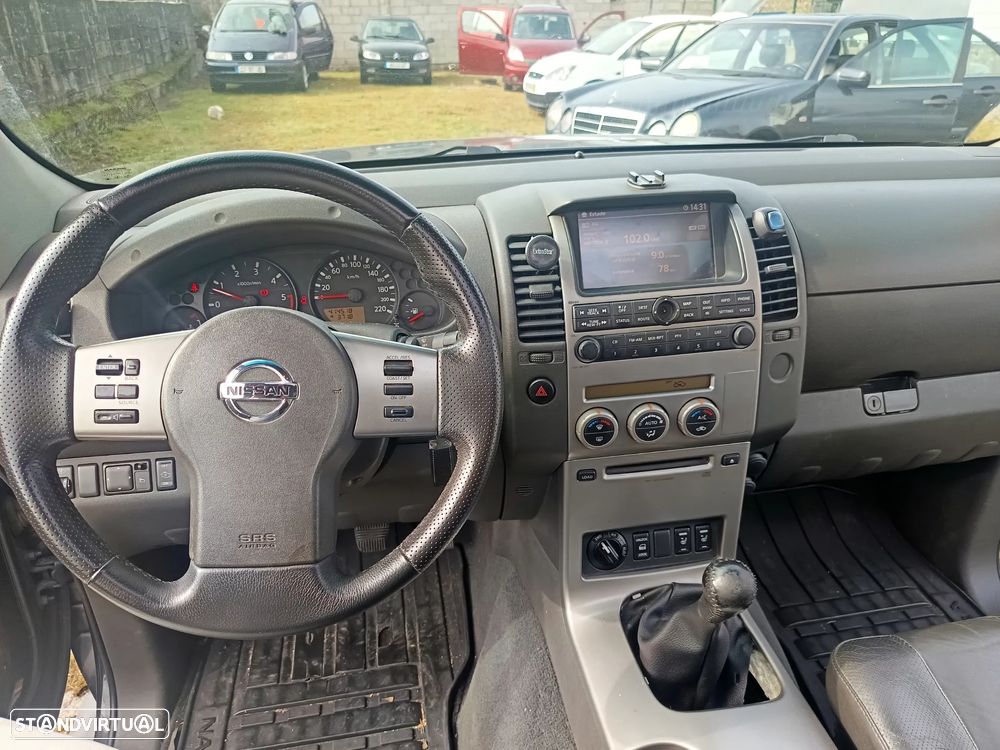 Nissan Navara 2.5 dCi CD LE Premium - 5