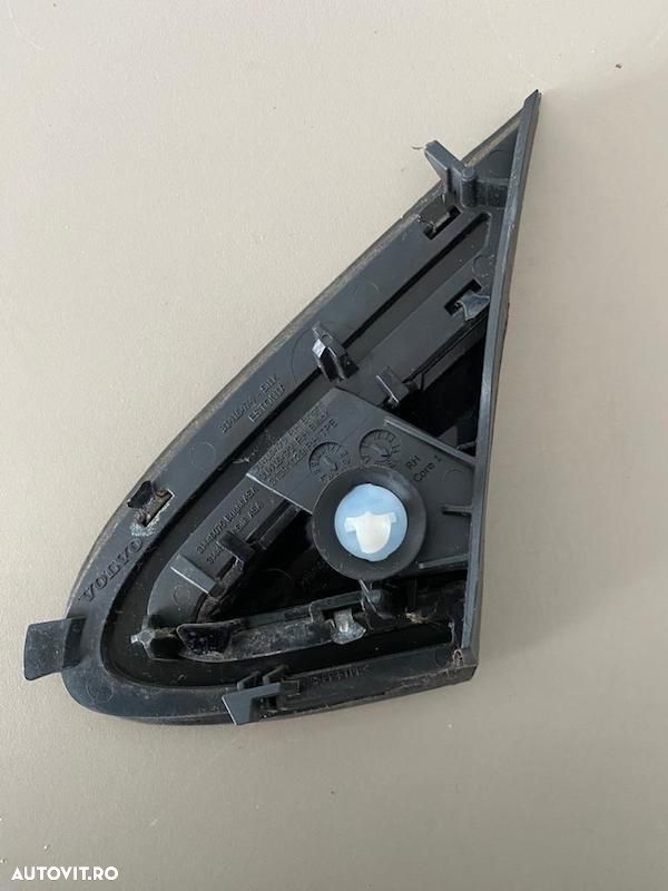 Ornament Aripa Dreapta Volvo V40 Cross Country 31416474 - 2
