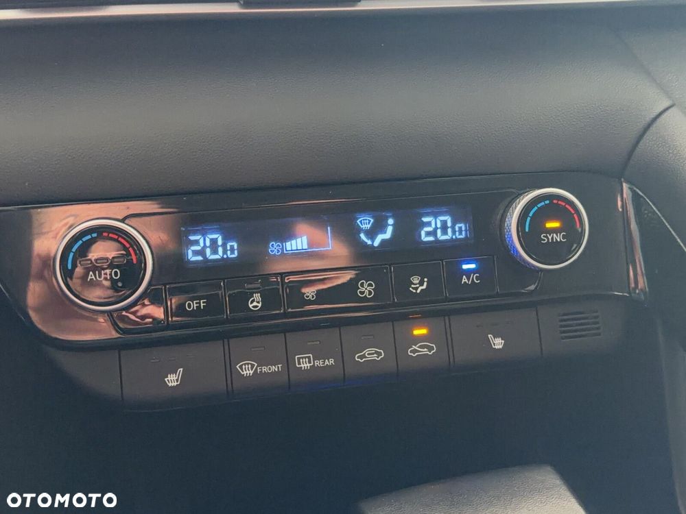 Hyundai Elantra - 23