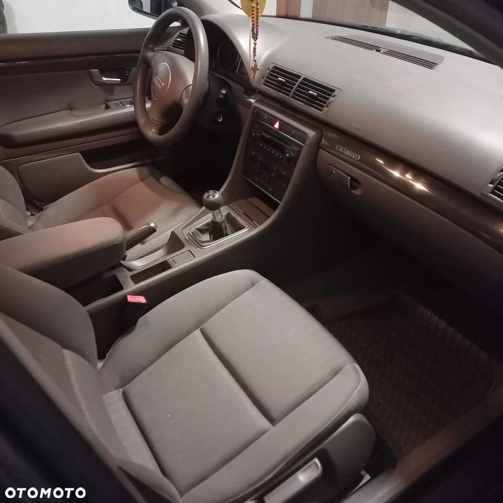 Audi A4 Avant 1.9 TDI Quattro - 7