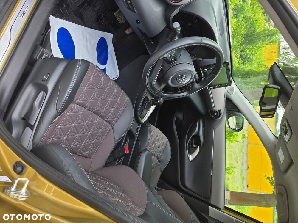 Toyota Yaris Cross - 15