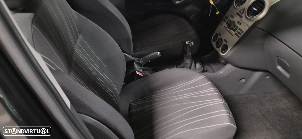 Opel Corsa 1.2 Cosmo - 13