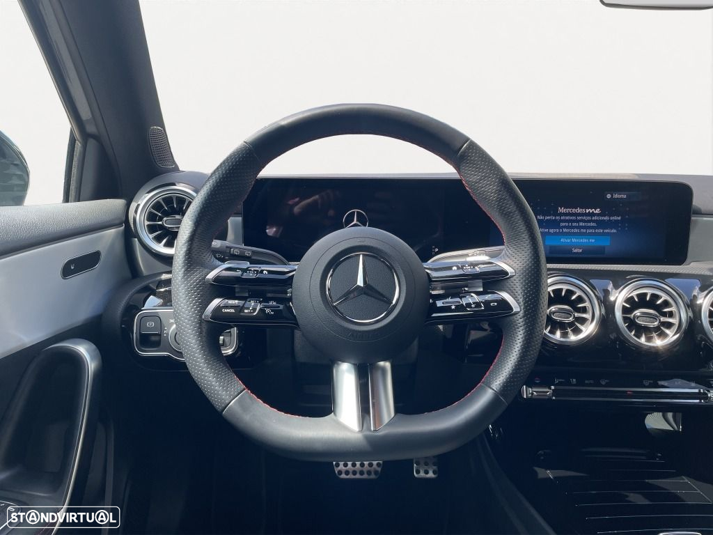 Mercedes-Benz A 250 e AMG Line - 10