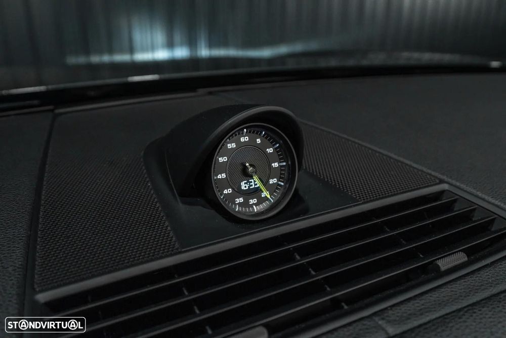 Porsche Panamera 4 E-Hybrid - 14