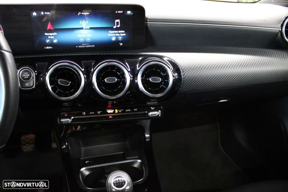 Mercedes-Benz CLA 180 d Shooting Brake Style - 11