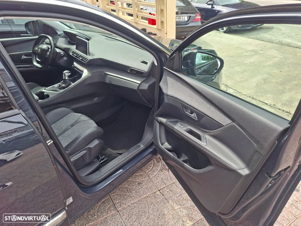 Peugeot 3008 PureTech 130 Stop & Start Allure - 22