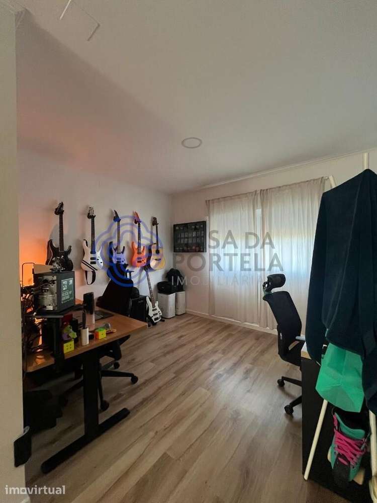 Moradia na Quinta Das Pedras Renovada, com 2 quartos e 2 casas de banh - Grande imagem: 4/31
