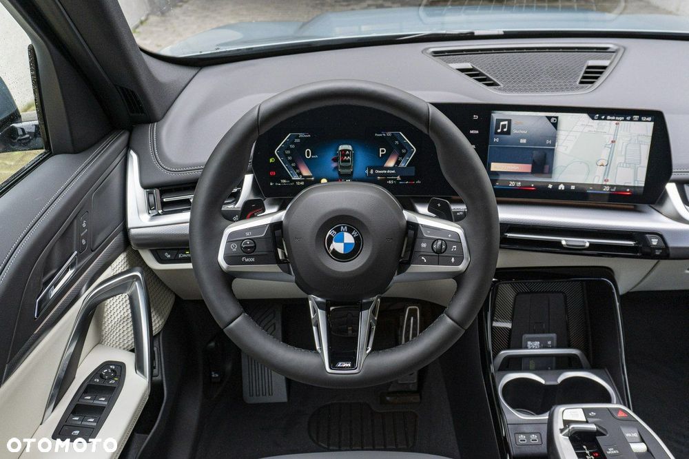 BMW X1 sDrive18i - 14