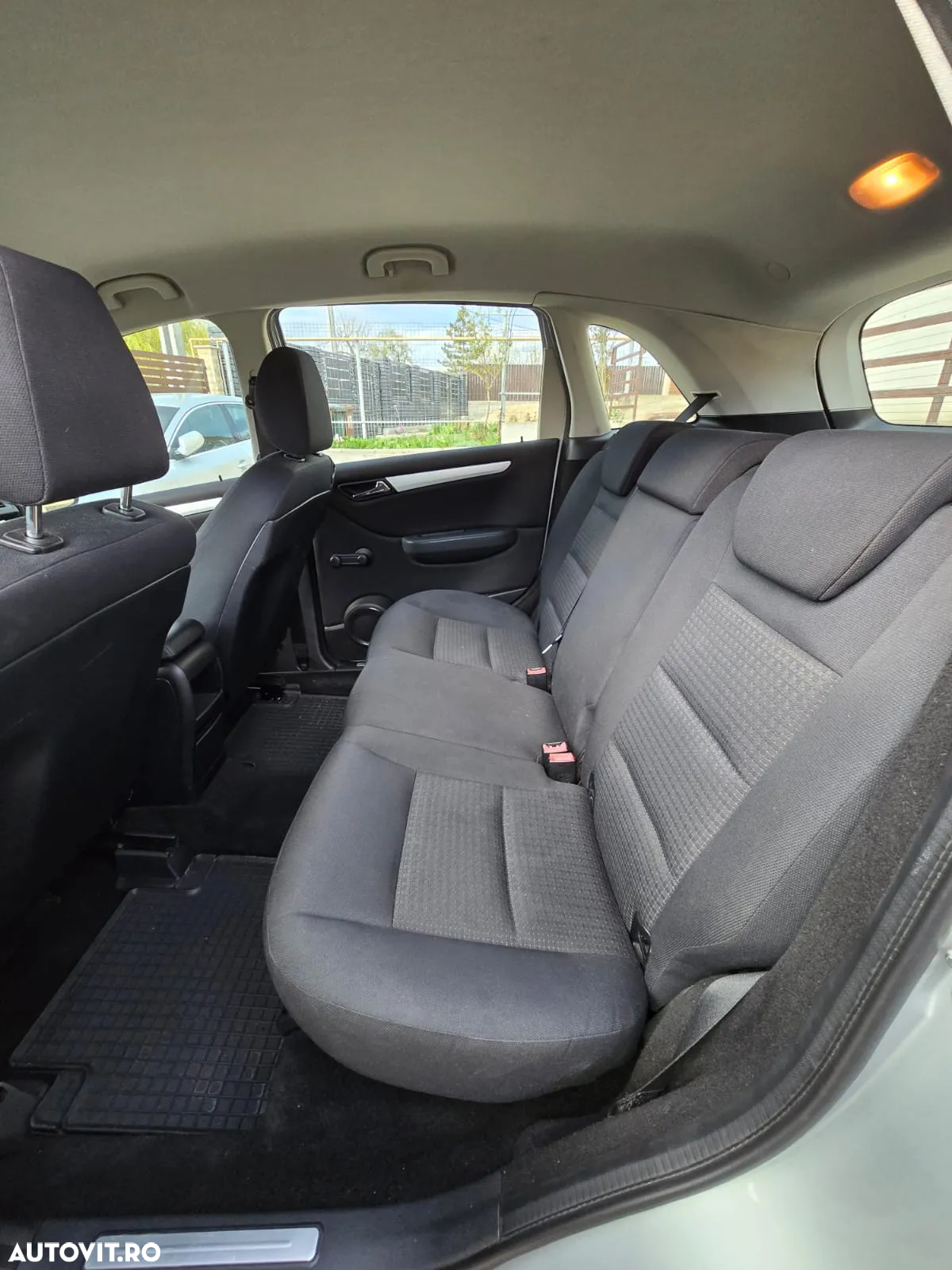 Mercedes-Benz B 180 CDI - 2