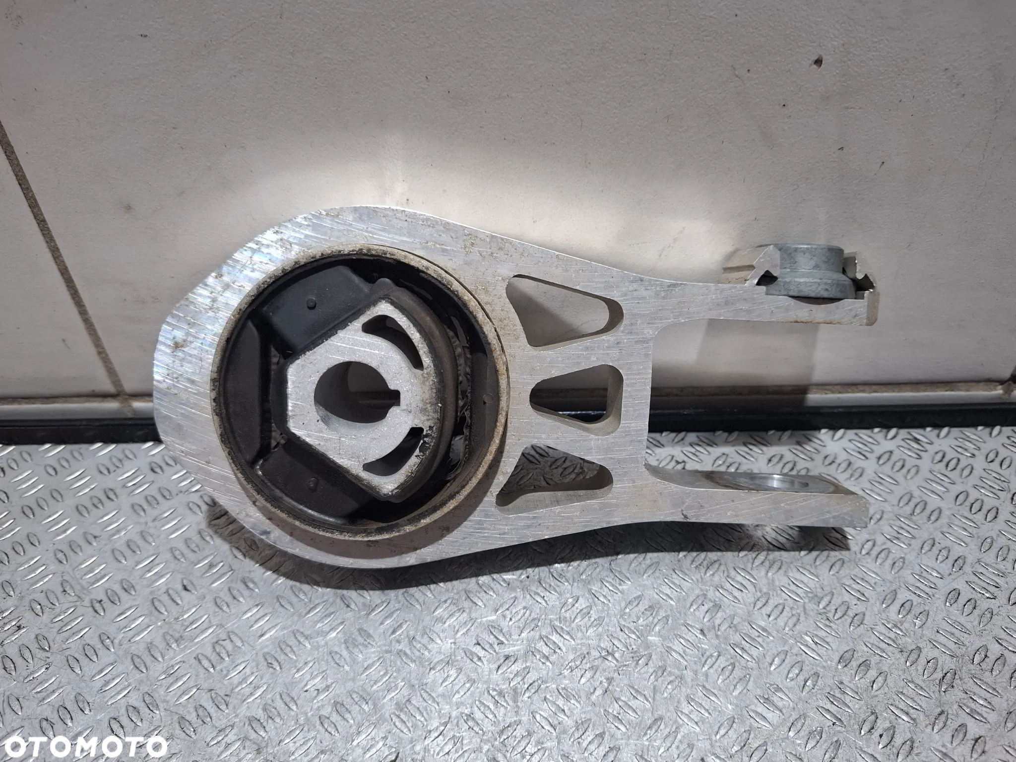 Łapa poduszka silnika Fiat Ducato III 5 tys przebieg 2020 rok nr 13965910800 - 3