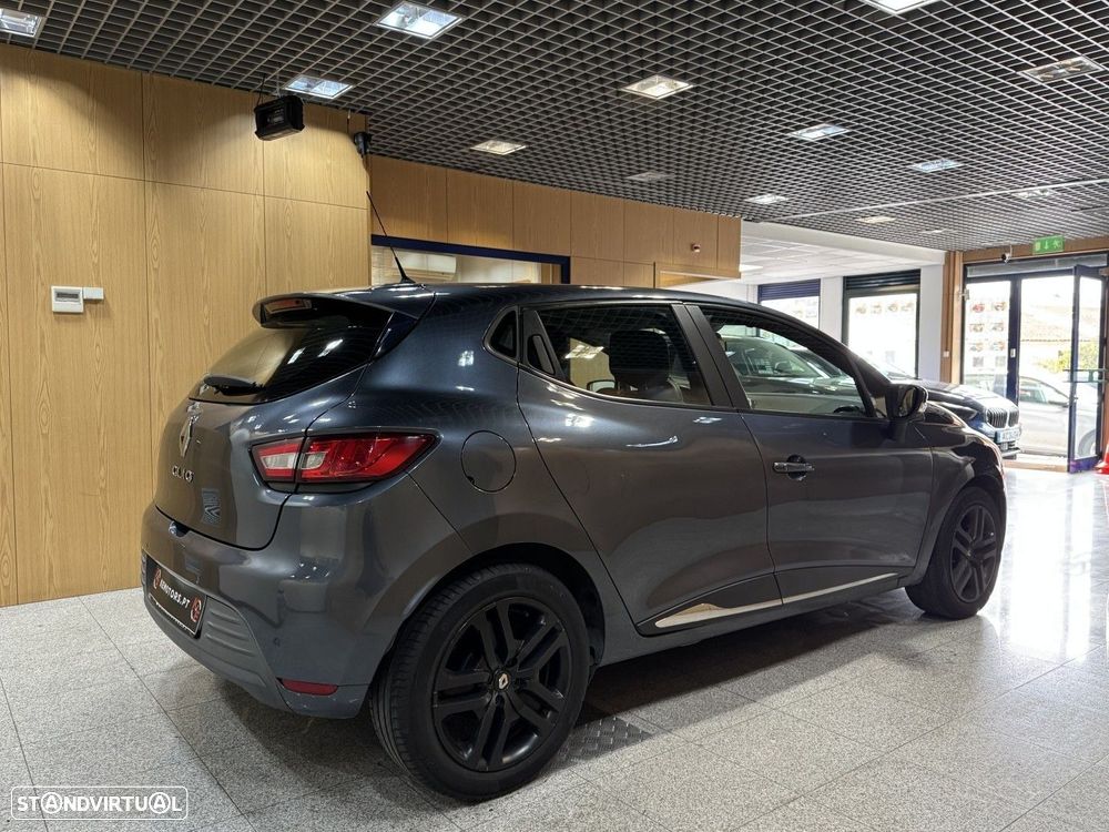 Renault Clio 1.5 dCi Comfort - 10