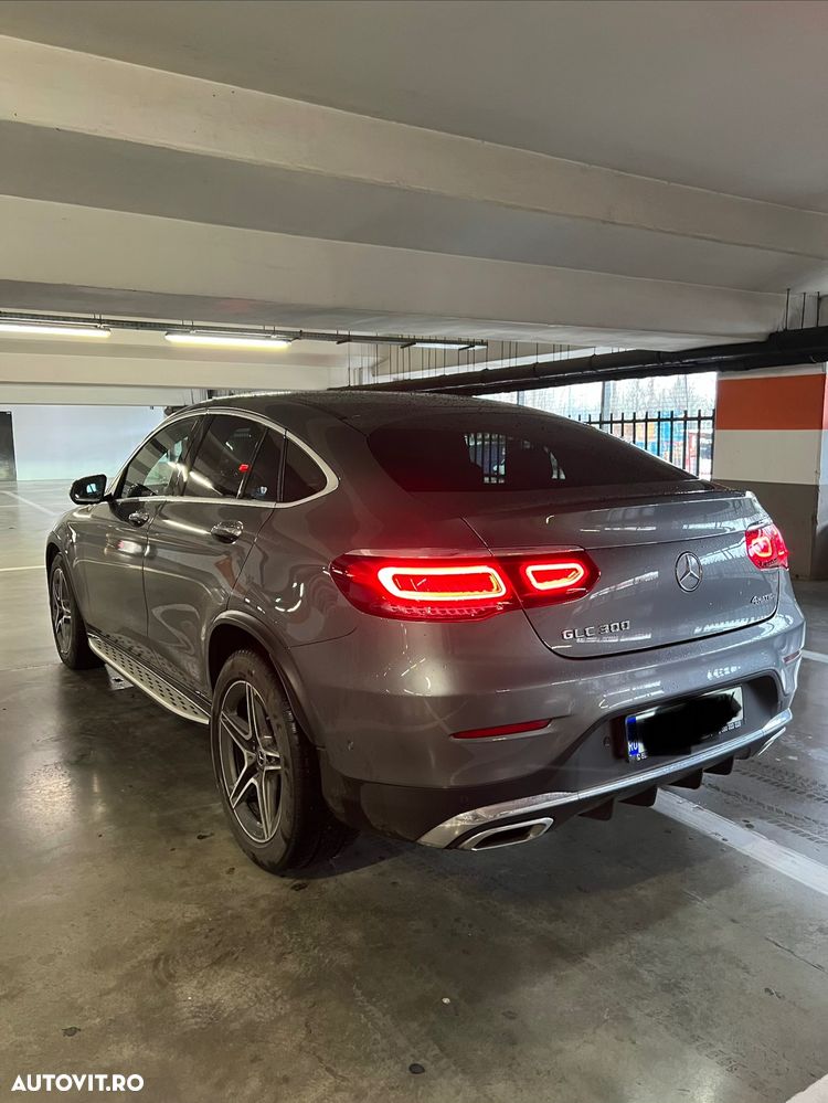 Mercedes-Benz GLC 300 4MATIC - 4