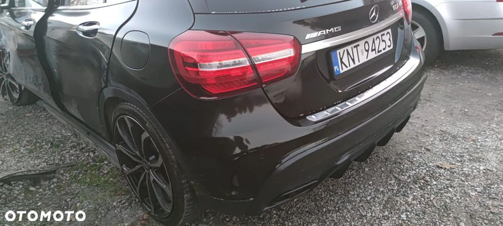 Mercedes-Benz GLA AMG 45 4-Matic - 6
