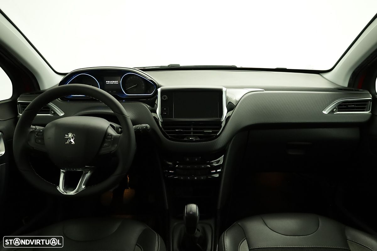 Peugeot 2008 1.2 PureTech Allure - 8