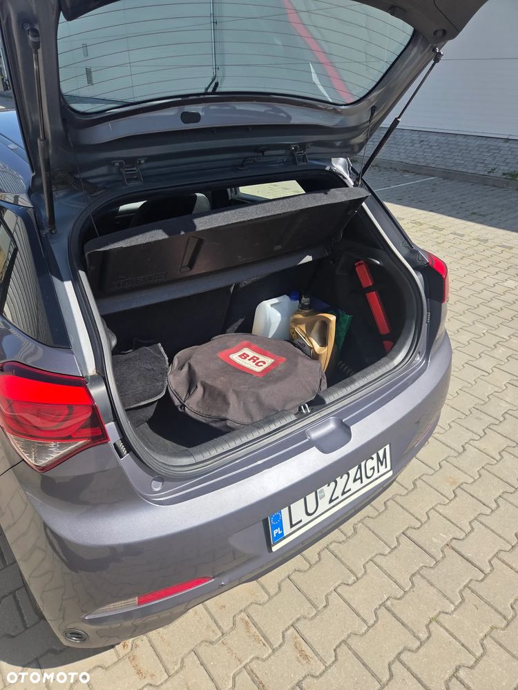 Hyundai i20 1.2 Fresh - 6