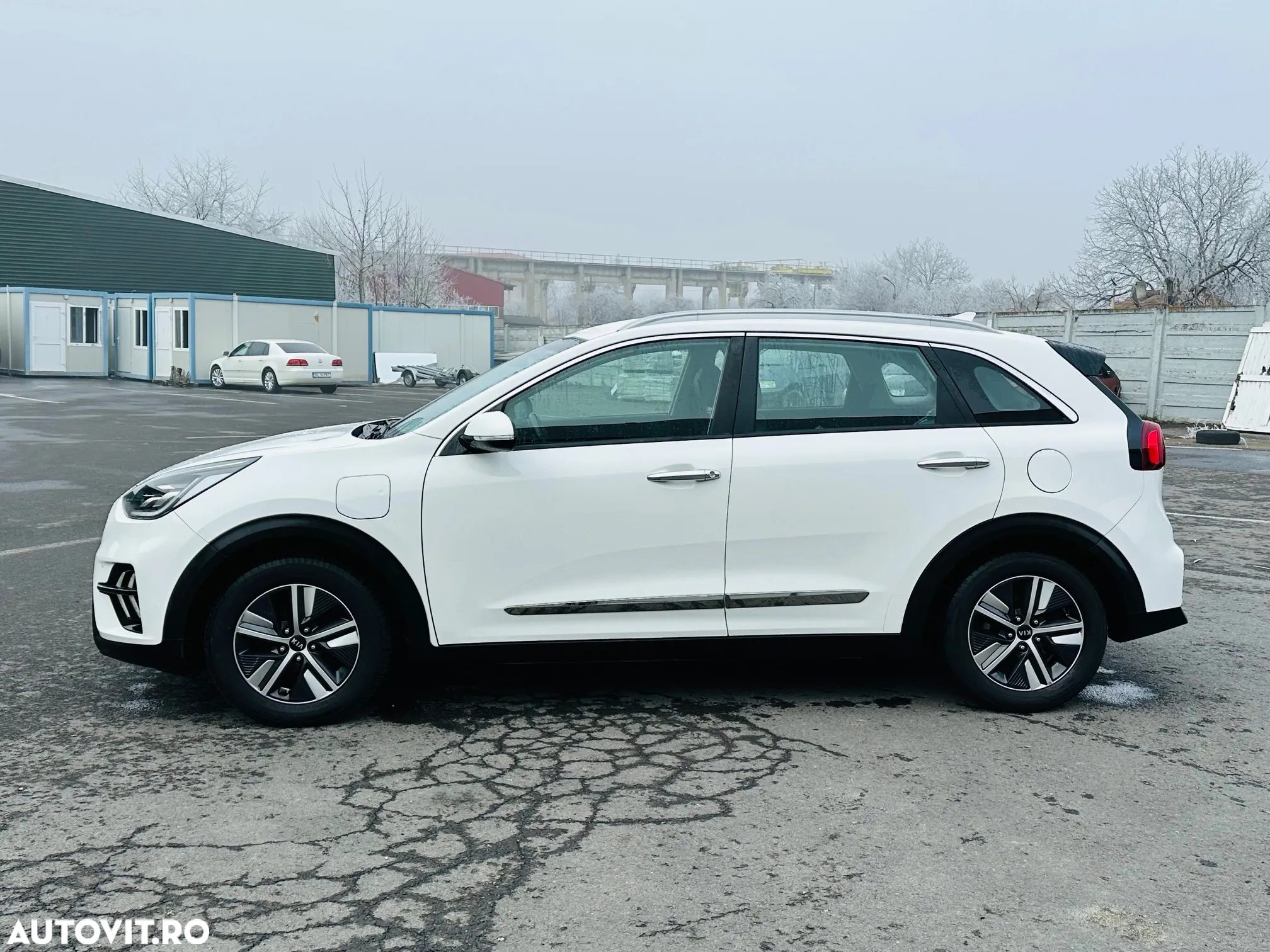 Kia Niro 1.6 GDI PHEV 2WD Aut. Vision - 17