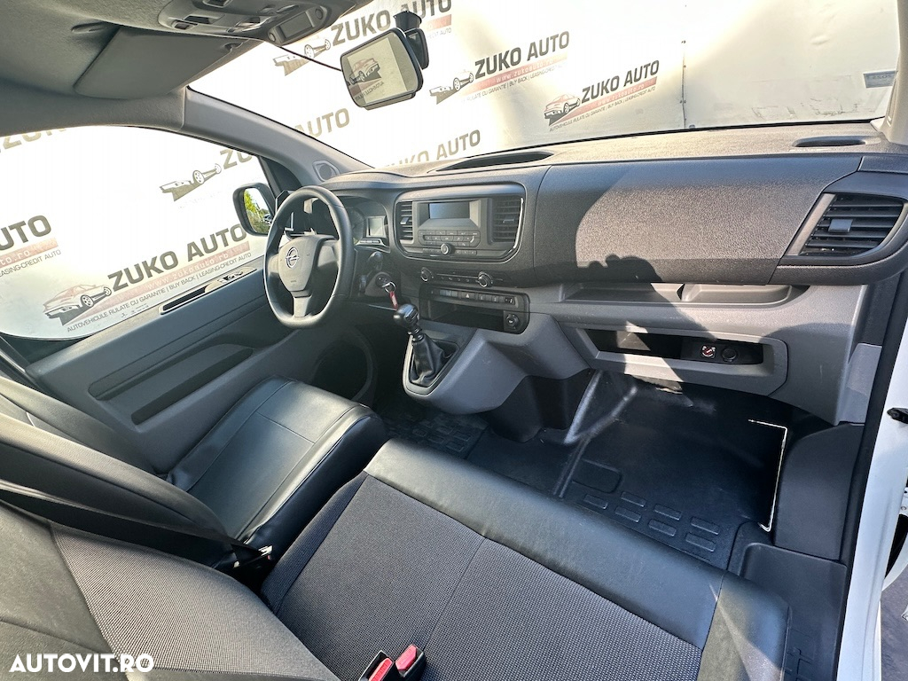 Opel Vivaro - 11