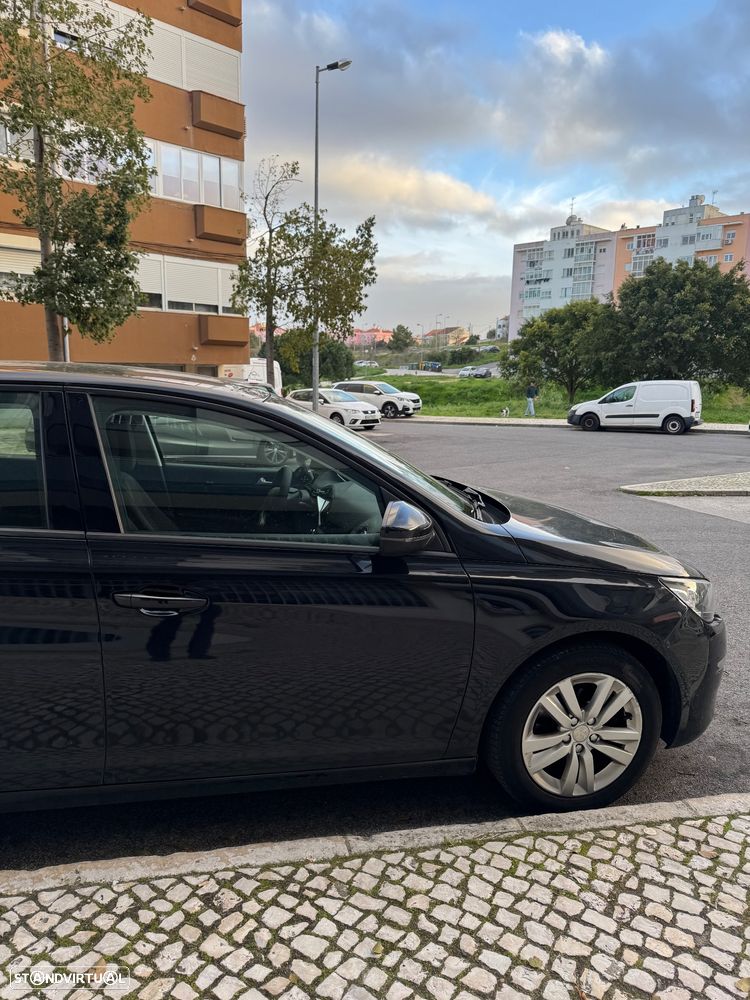 Peugeot 308 1.2 VTi Active - 4