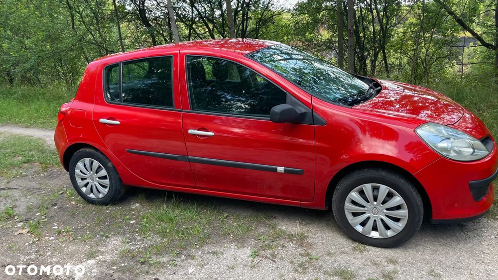 Renault Clio 1.2 16V All Inclusive - 7
