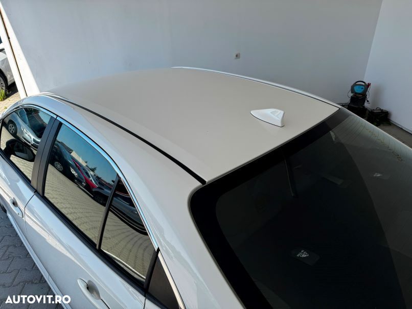 Toyota Corolla - 15