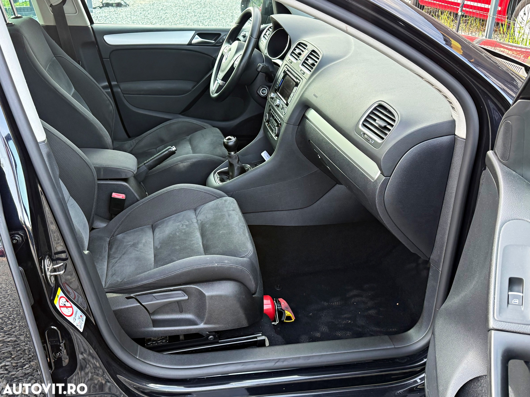 Volkswagen Golf 1.6 TDI BlueMotion Technology DPF Comfortline - 13