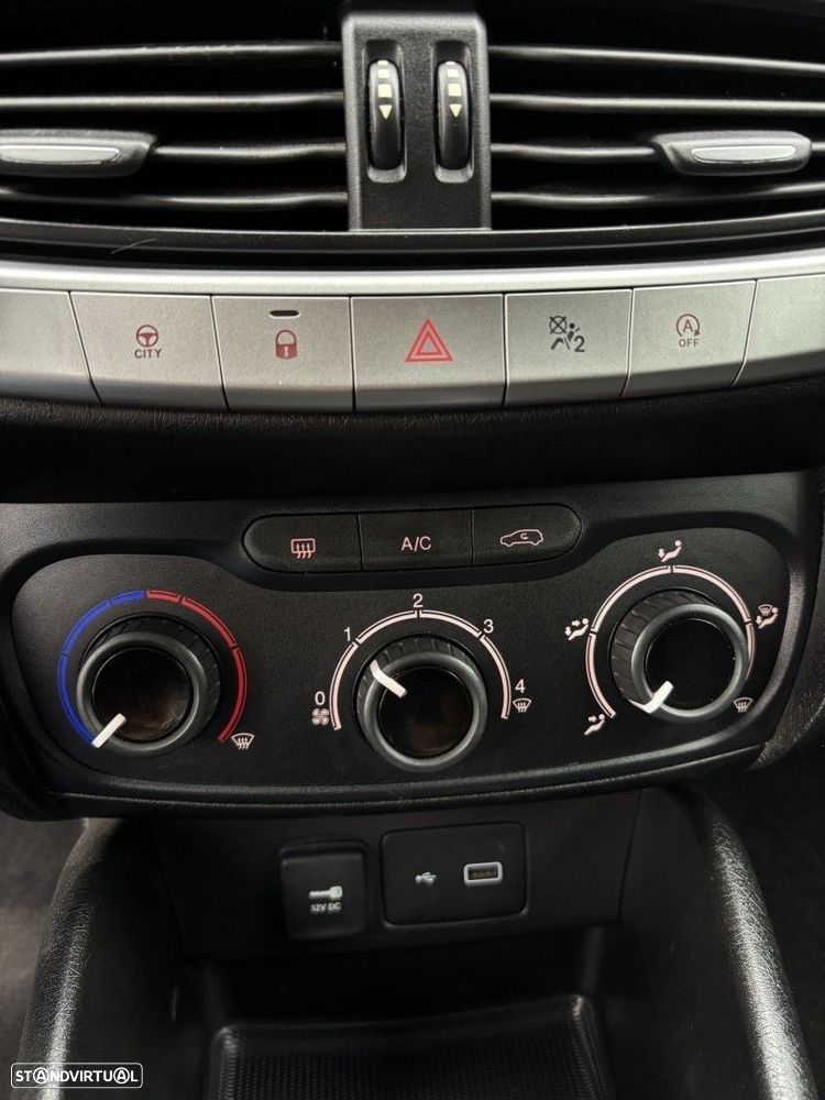 Fiat Tipo 1.6 M-Jet Easy - 16