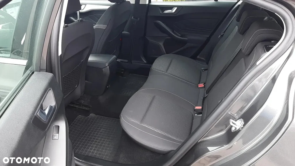 Ford Focus 1.5 EcoBlue Trend - 17