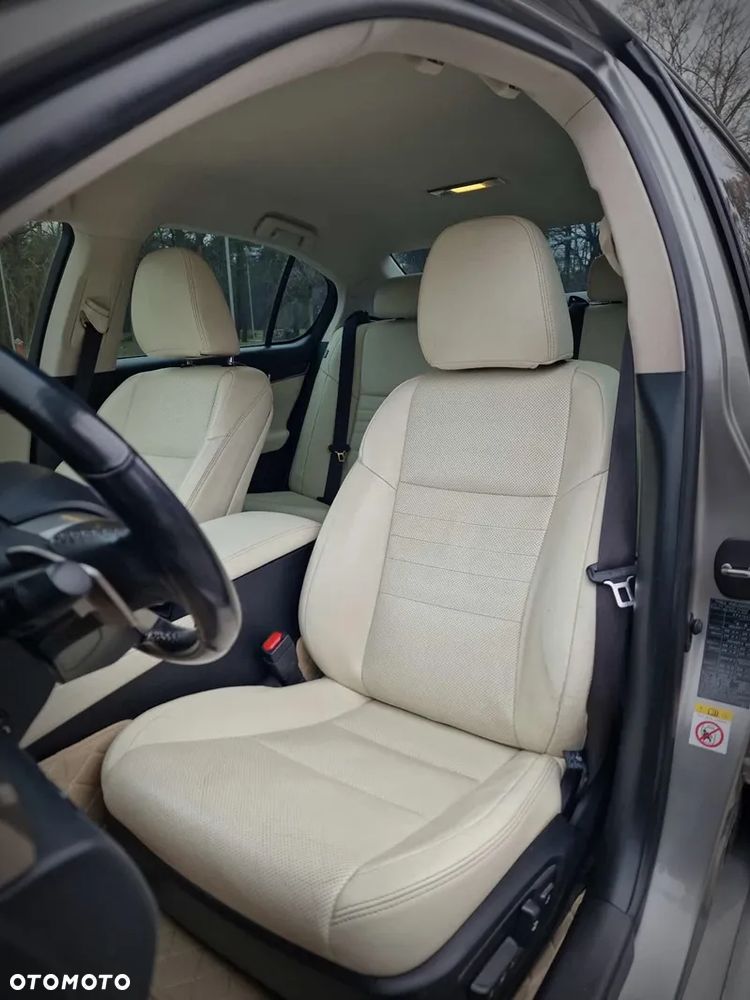 Lexus GS 200t / 300 Elegance - 23