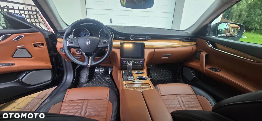 Maserati Quattroporte Q4 GranLusso - 12