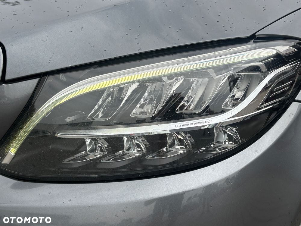 Mercedes-Benz Klasa C 180 d 9G-TRONIC - 23
