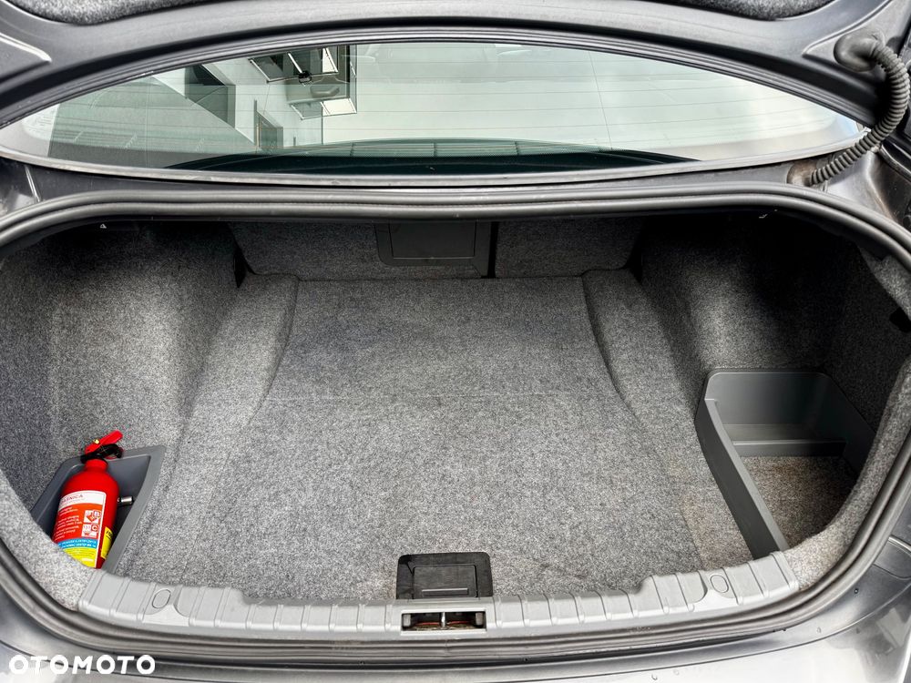 BMW Seria 3 318d - 22
