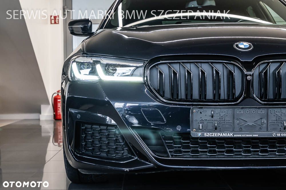 BMW Seria 5 530d xDrive M Sport Edition - 3