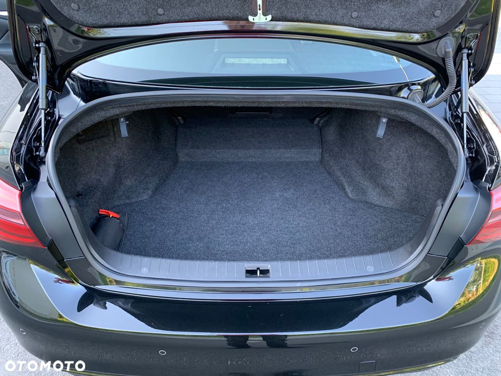 Infiniti Q50 2.0t Sport Sound Studio by Bose - 21