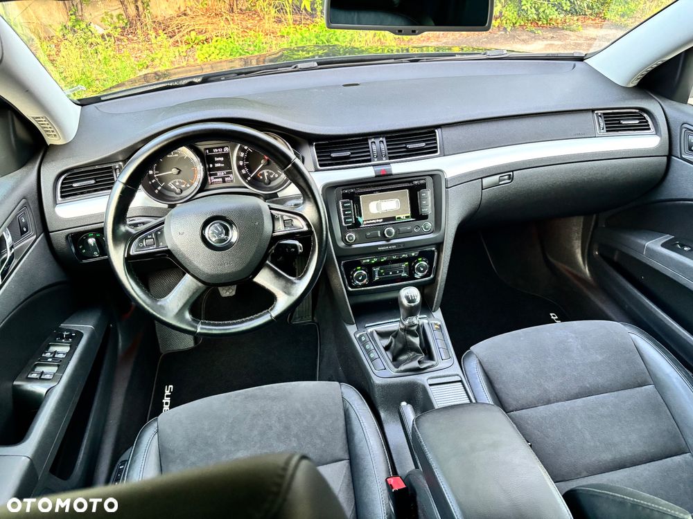Skoda Superb 1.6 TDI Green tec Exclusive - 26