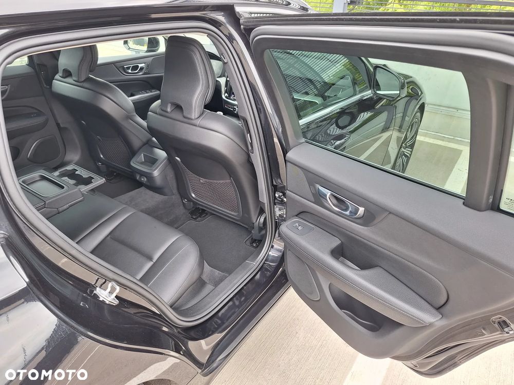 Volvo V60 B4 D Inscription - 21