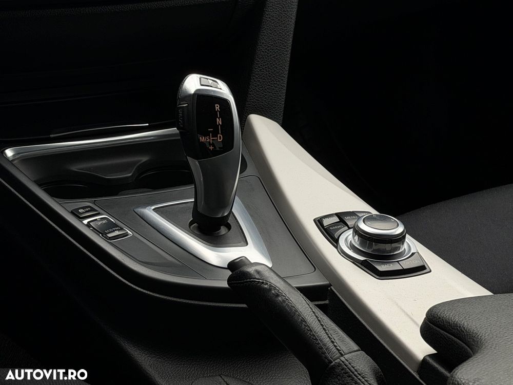 BMW Seria 3 318d Aut. - 5