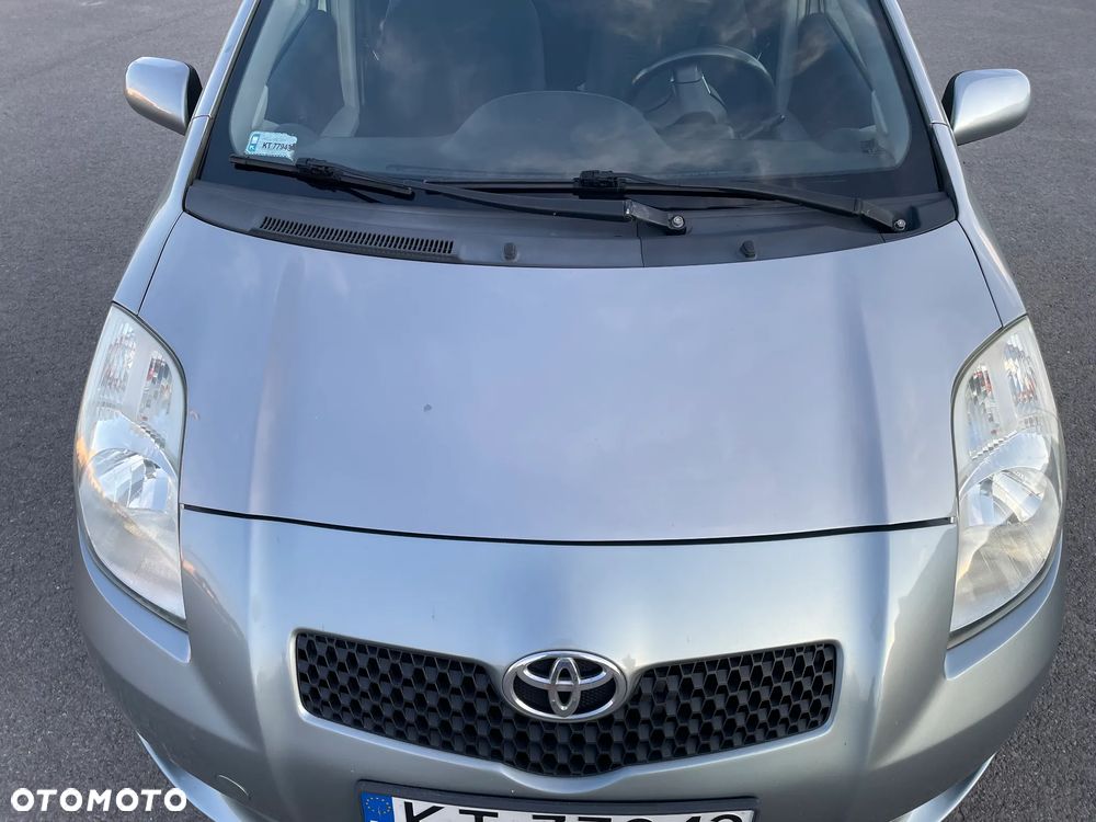 Toyota Yaris 1.3 Luna - 8