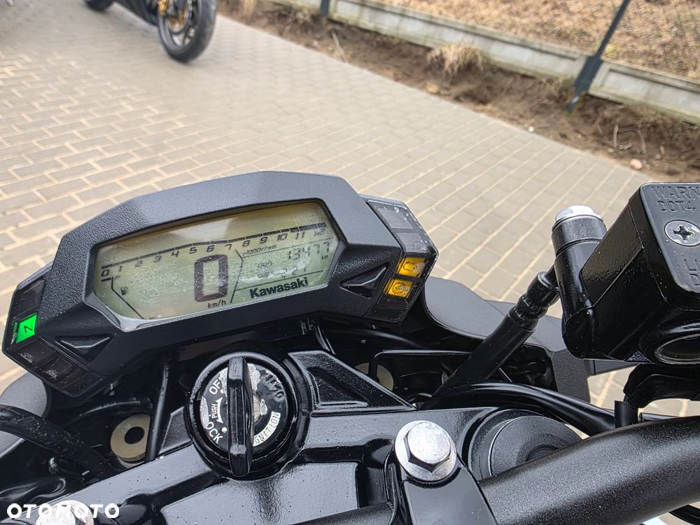 Kawasaki Z - 8