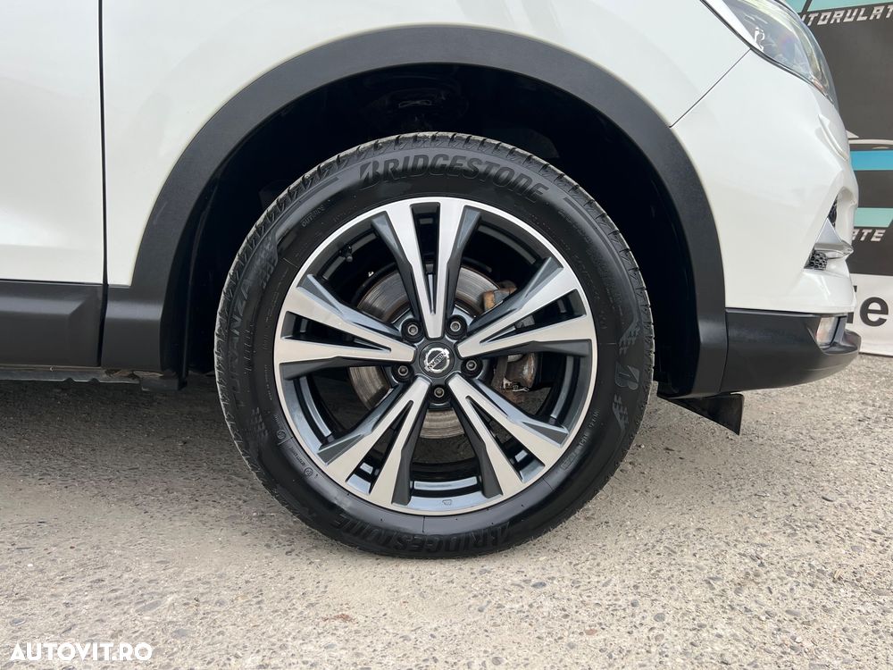 Nissan Qashqai 1.6 DCI Start/Stop Tekna - 27