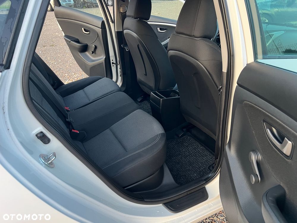 Hyundai i30 1.4 Classic - 19